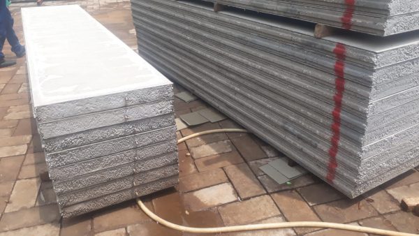 Panel Lantai